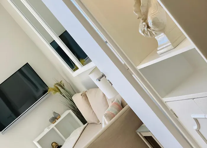 شقة Stunning Flat With Sea View & Garden On Promenade Da