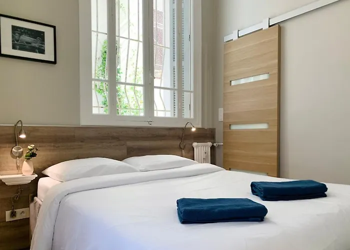 Stunning Flat With Sea View & Garden On Promenade Da Διαμέρισμα